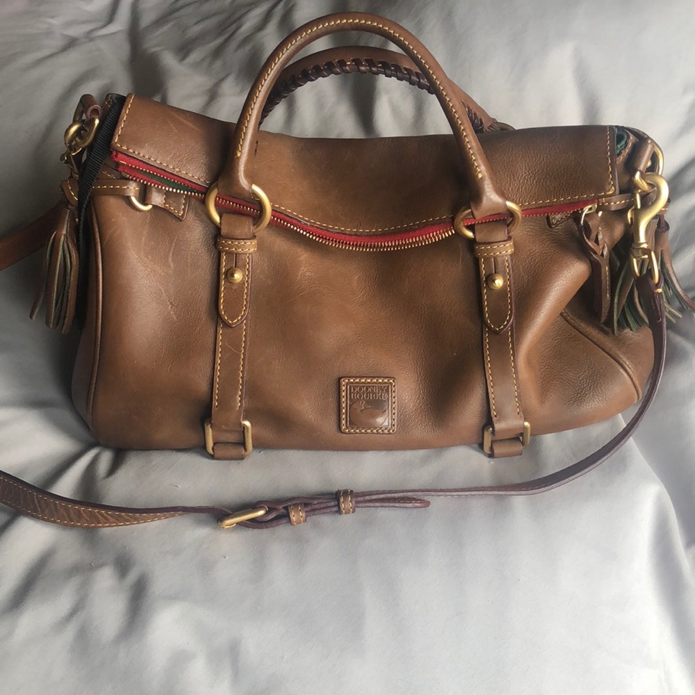 Dooney and Bourke Florentine Satchel (large)